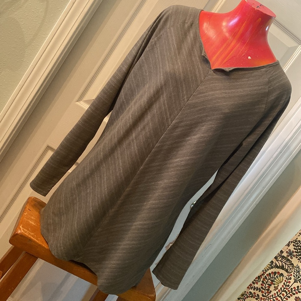Eddie Bauer Green Relaxed Long Sleeve Sweater